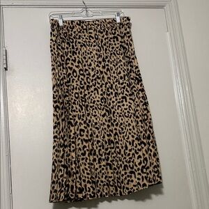 Leopard Print Pleated Skirt